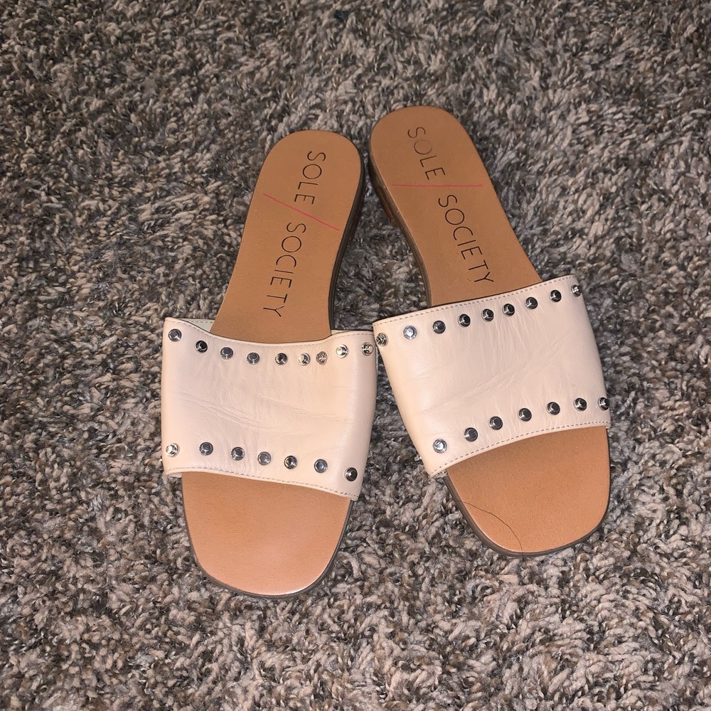 Sole Society Sanjana Cream Studded Sandals Size 7